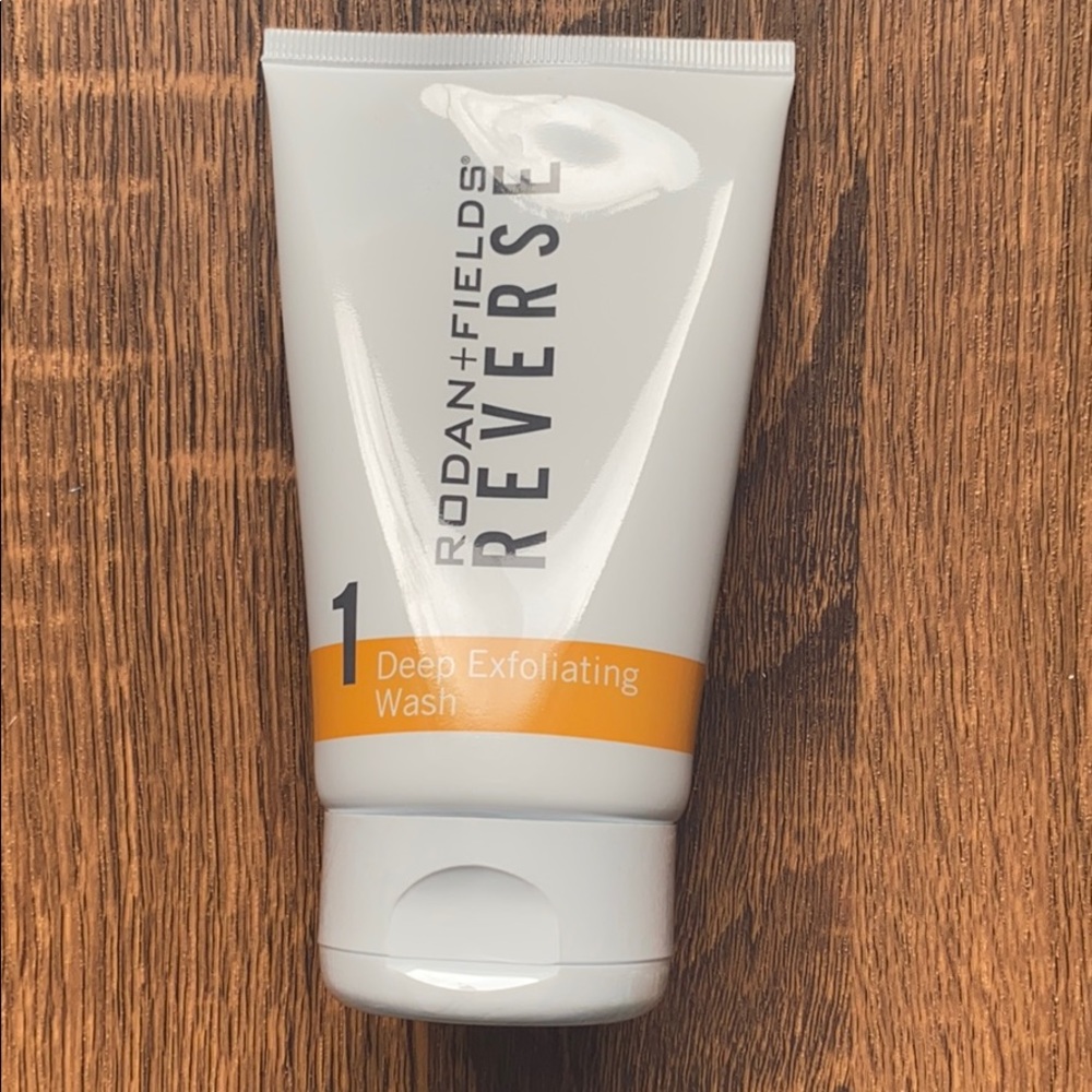 Rodan + Fields Reverse Step 1 Exfoliating Wash